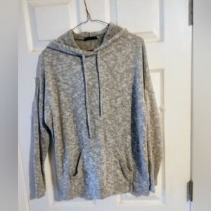 Women's Sweater Hoodie Size Small  Oversized Brand Staccato by Chico